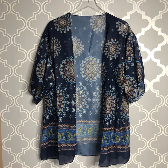 Cupshe cover up swim kimono - Picture 1 of 10